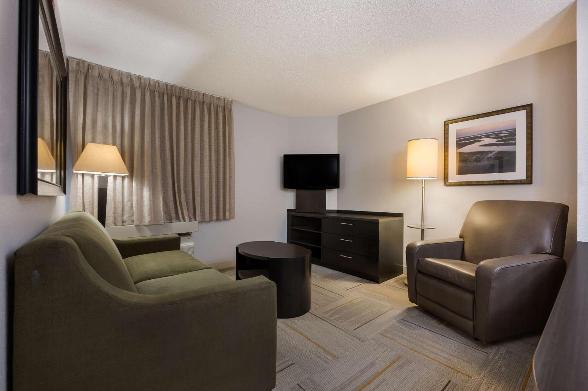 Sonesta Simply Suites Huntsville Research Park Eksteriør billede
