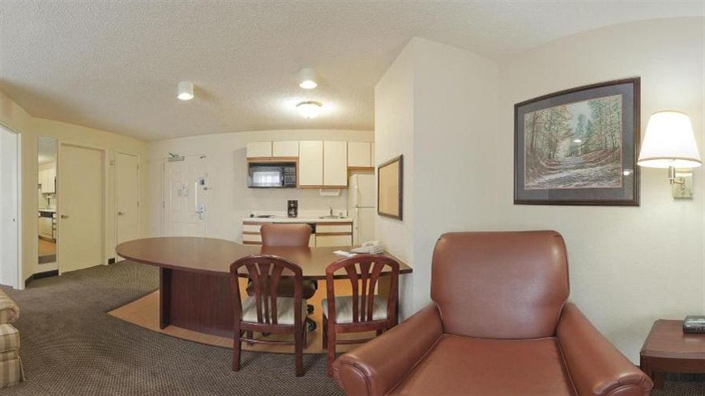 Sonesta Simply Suites Huntsville Research Park Eksteriør billede
